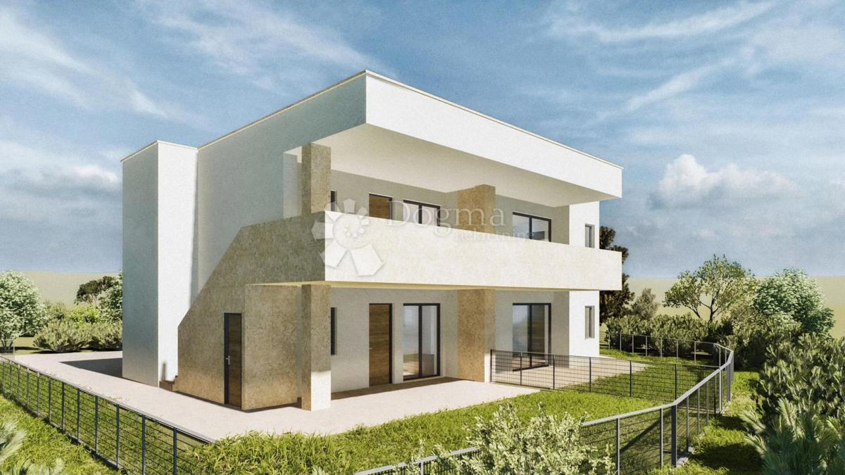 Stanovanje Maslenica, Jasenice, 5.516m2