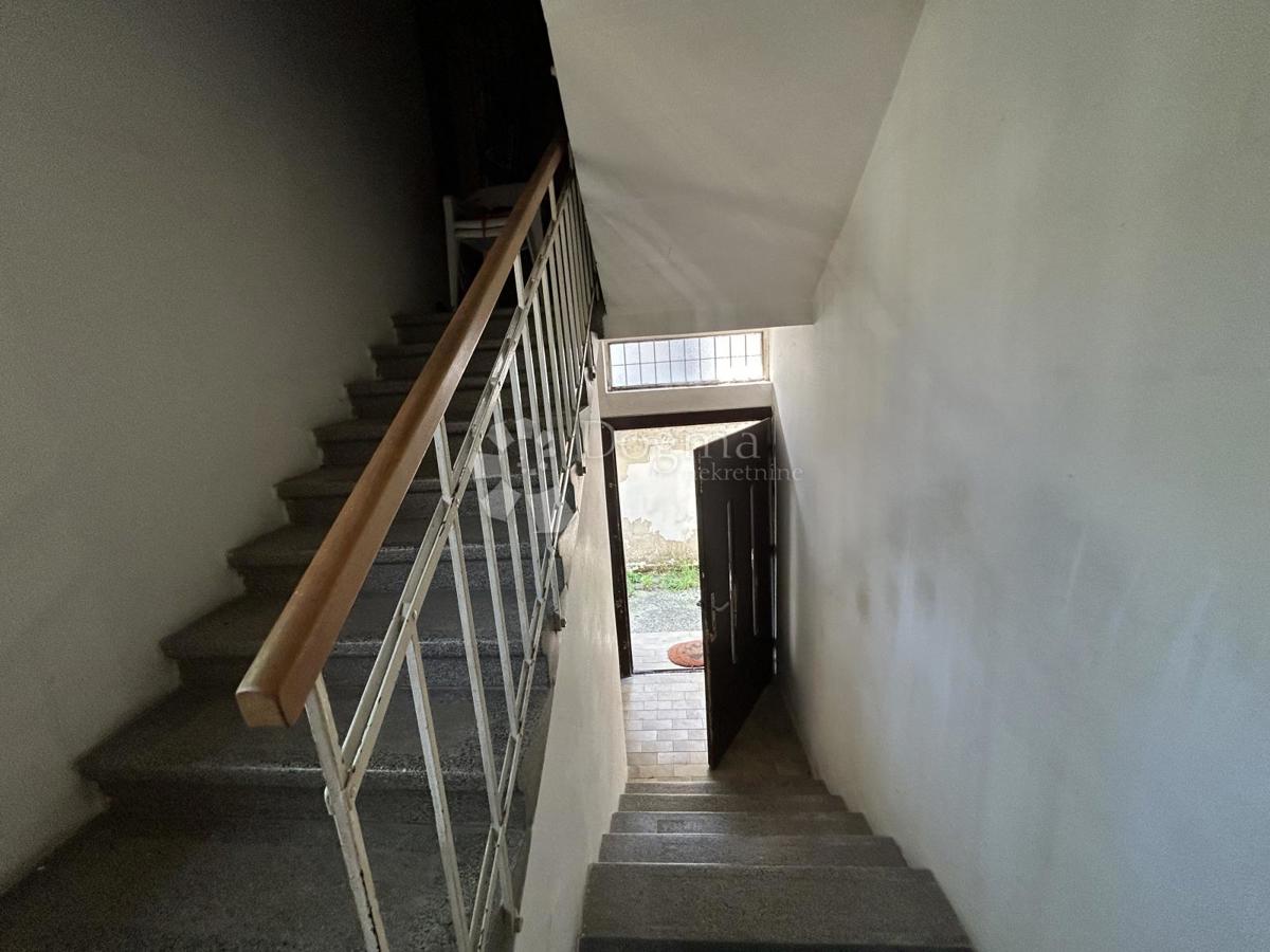 Hiša Trešnjevka, Trešnjevka - Sjever, 180m2