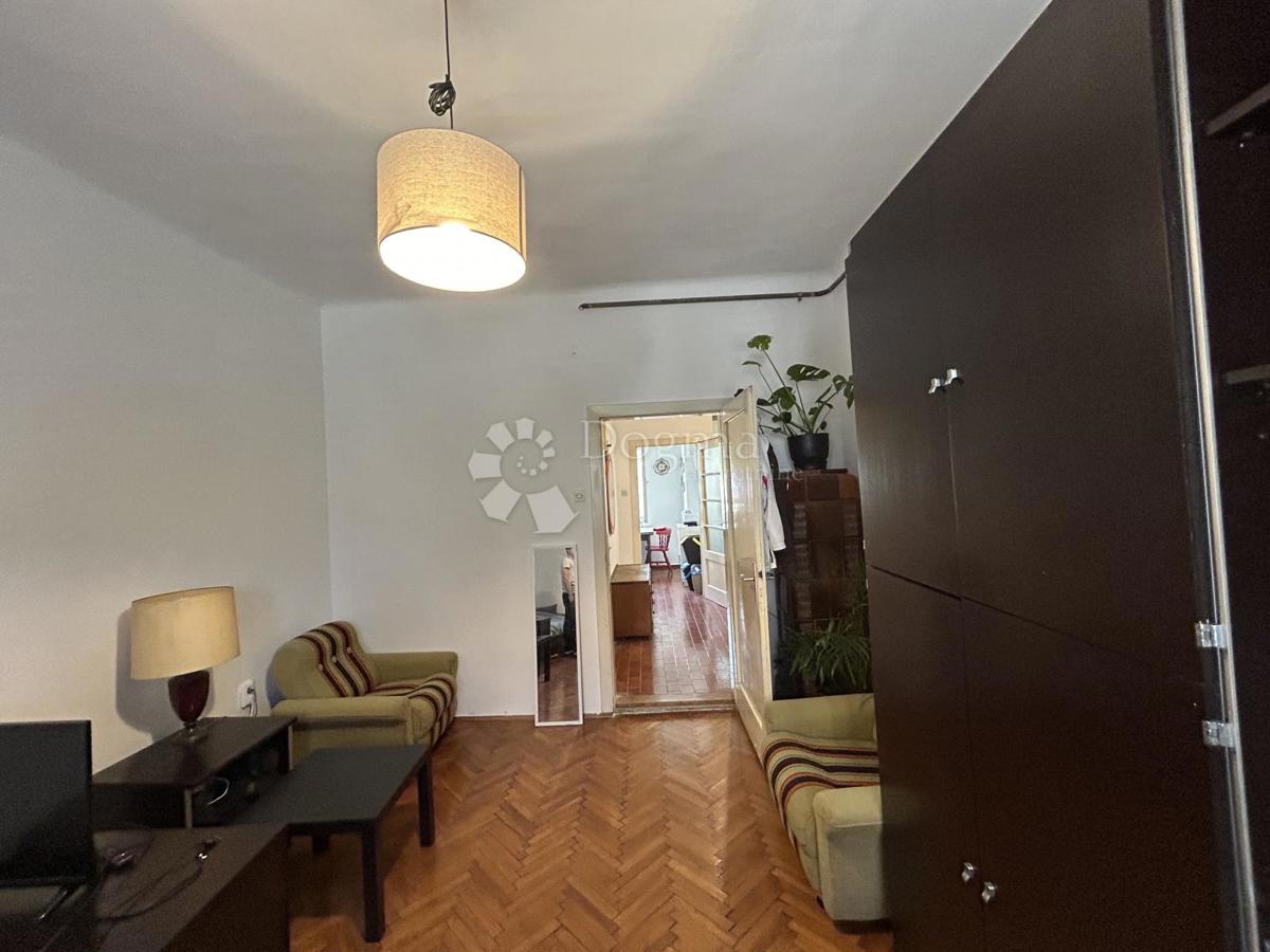 Hiša Trešnjevka, Trešnjevka - Sjever, 180m2