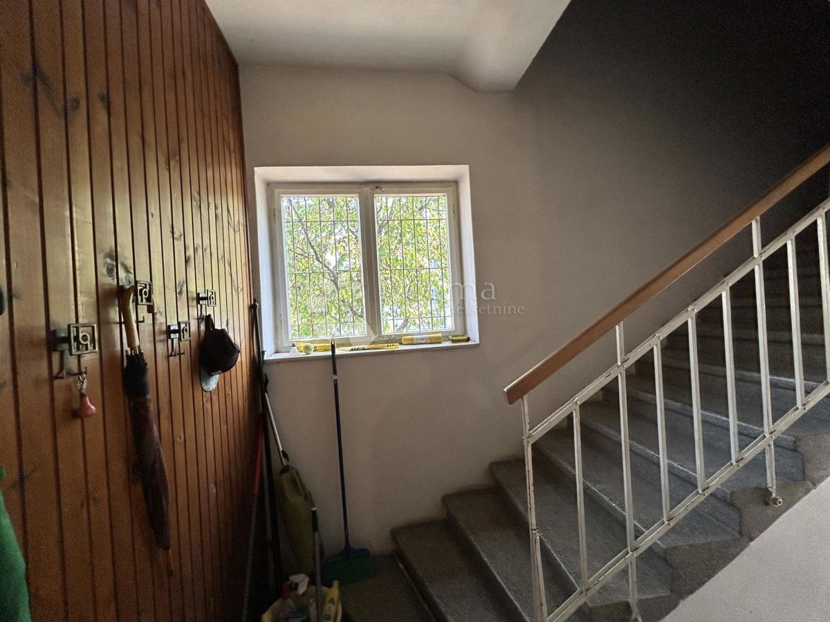 Hiša Trešnjevka, Trešnjevka - Sjever, 180m2
