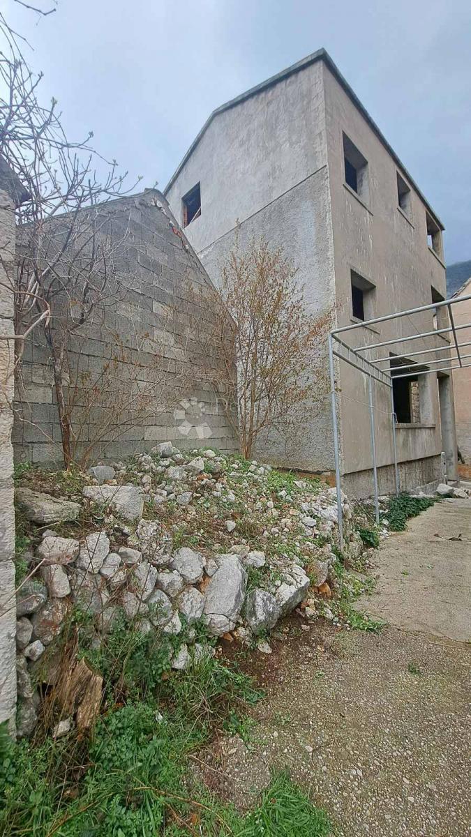 Hiša Igrane, Podgora, 135m2