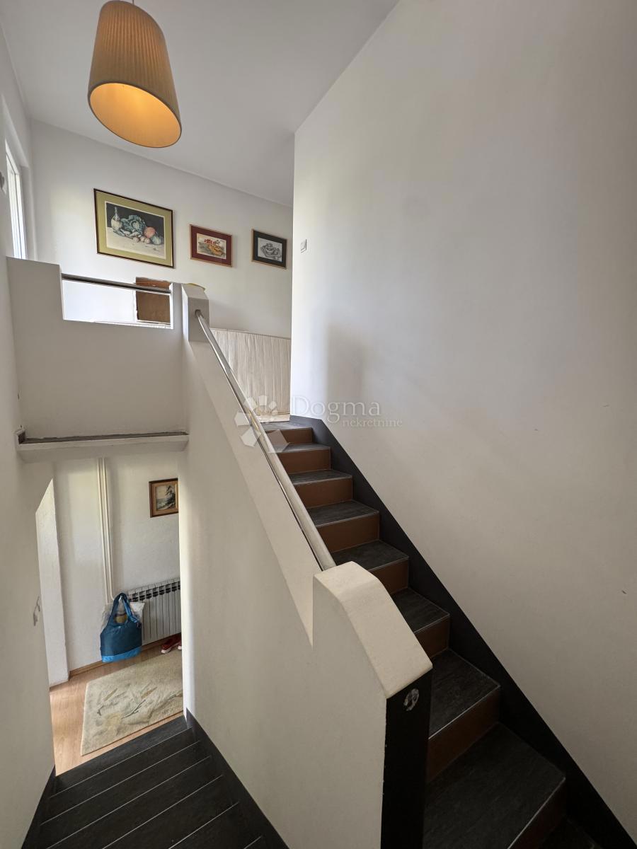 Hiša Črešnjevec, Tuhelj, 102m2