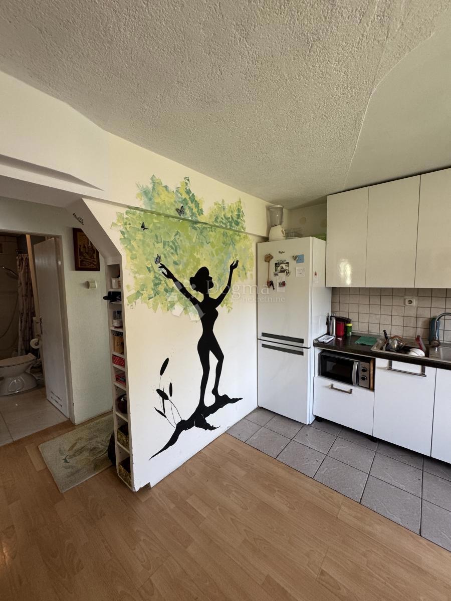 Hiša Črešnjevec, Tuhelj, 102m2