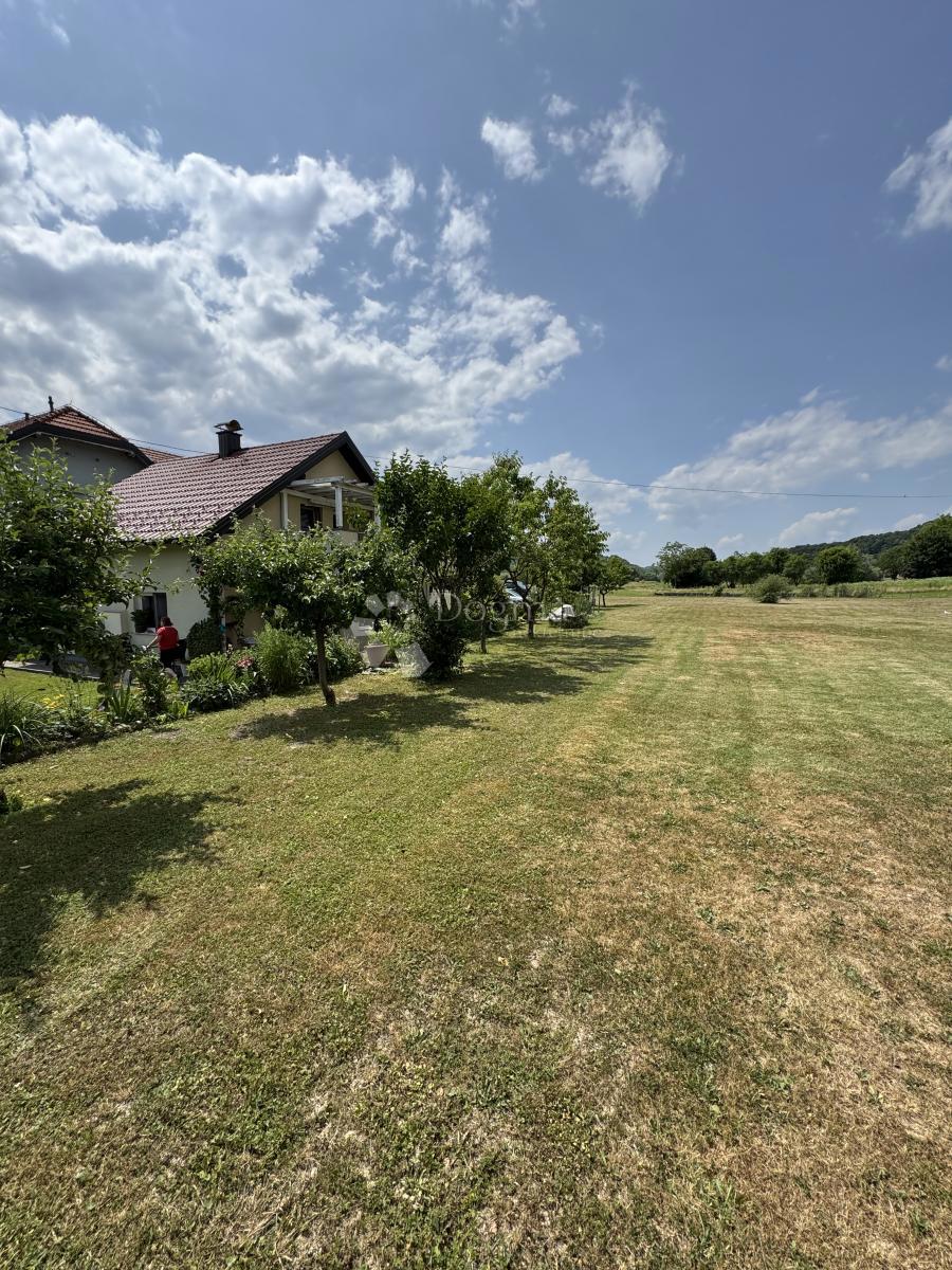 Hiša Črešnjevec, Tuhelj, 102m2