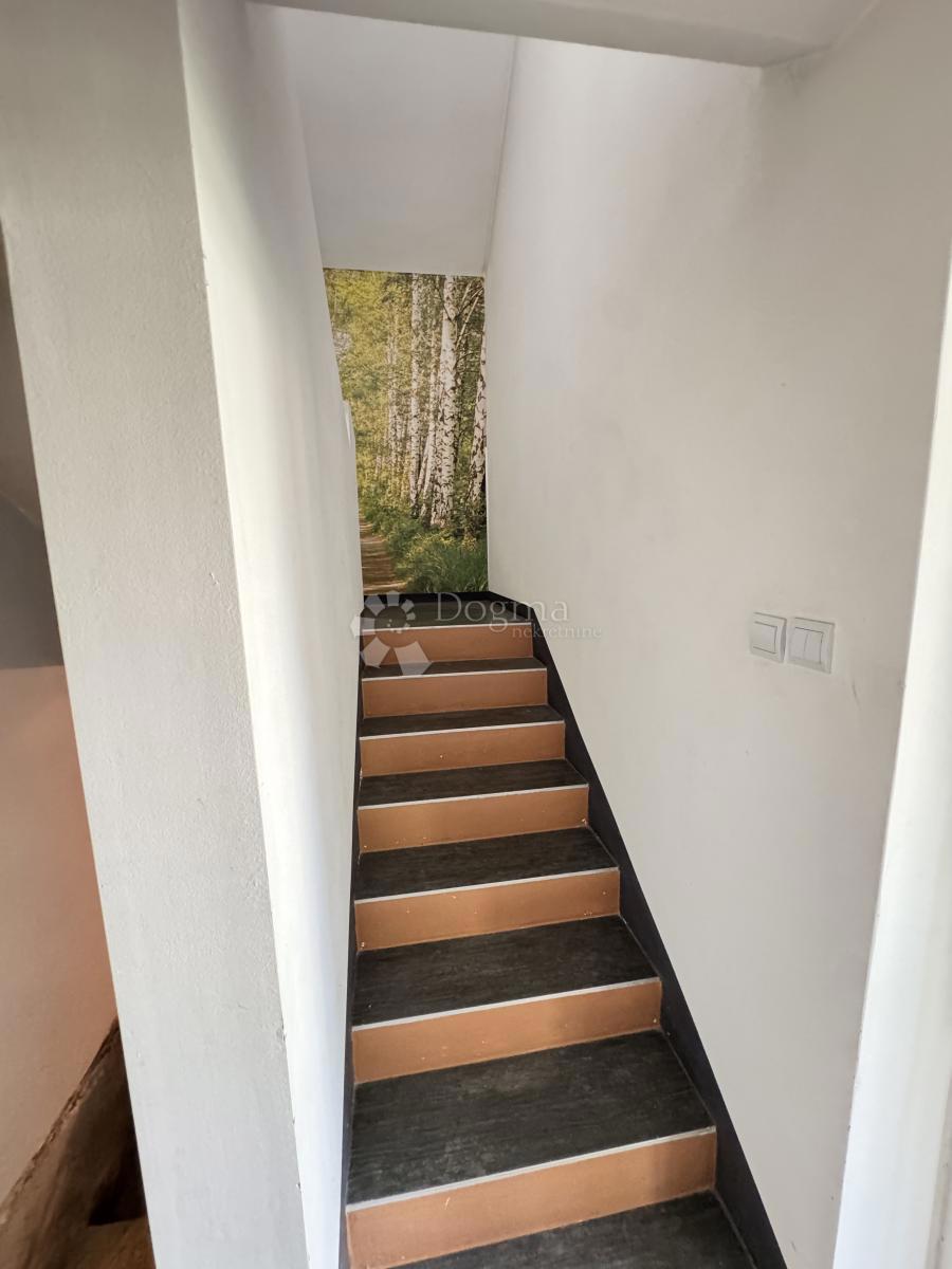 Hiša Črešnjevec, Tuhelj, 102m2