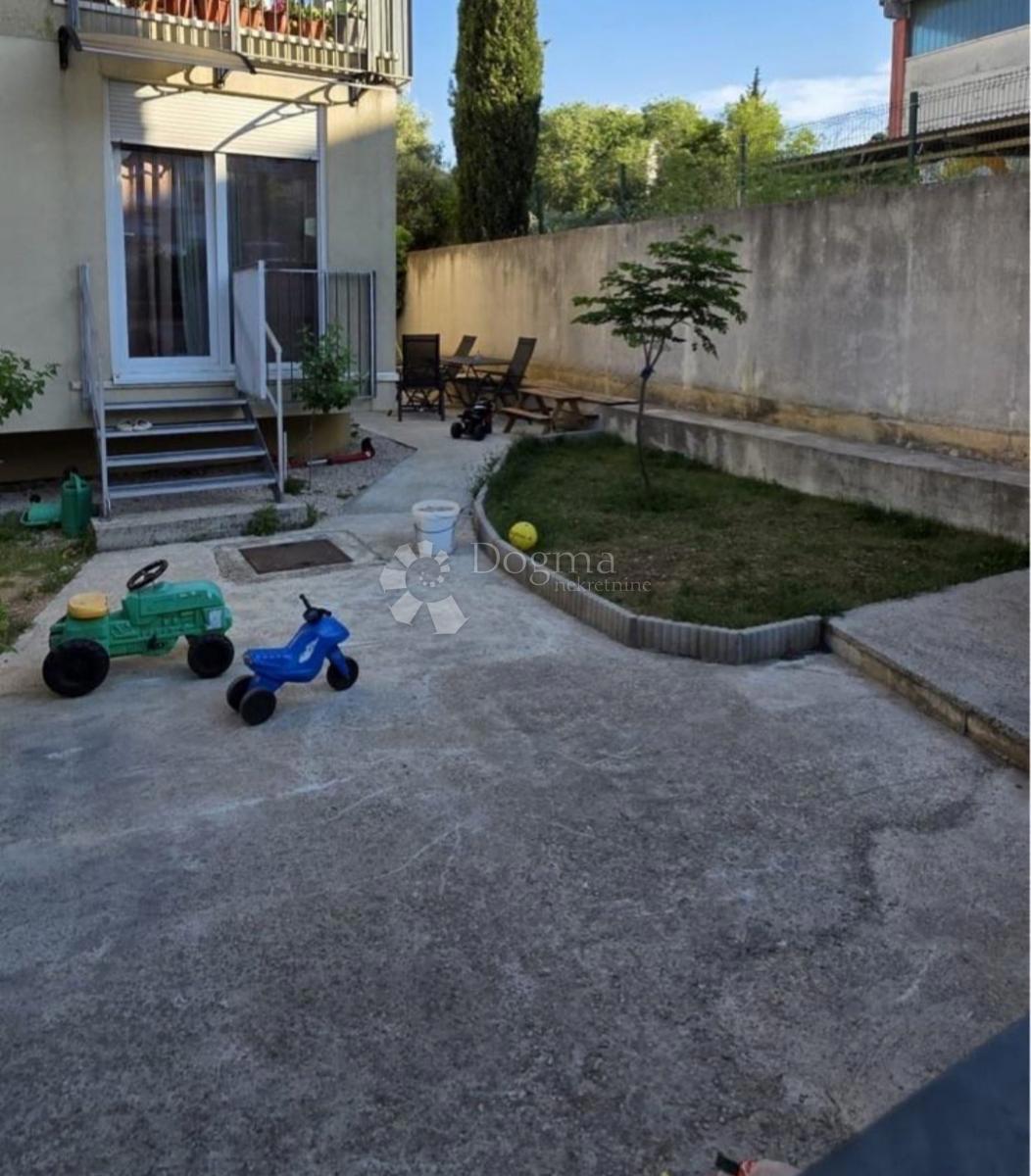 Stanovanje Šubićevac, Šibenik, 57m2