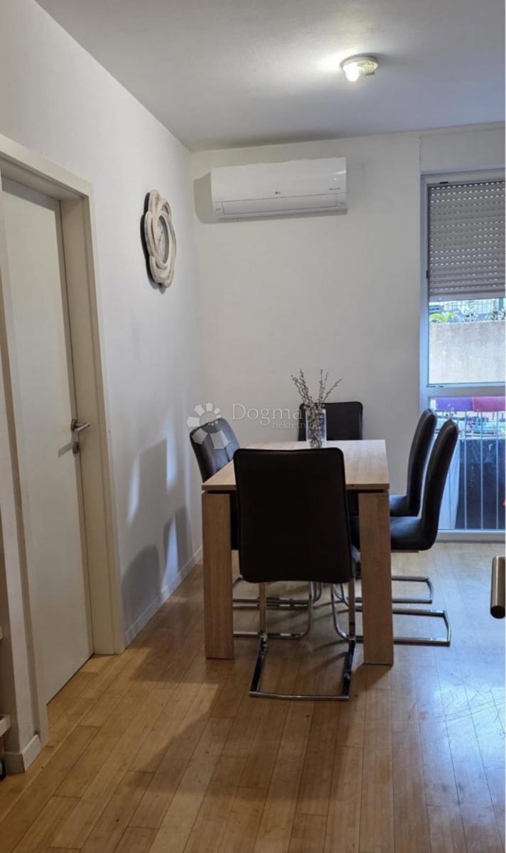Stanovanje Šubićevac, Šibenik, 57m2