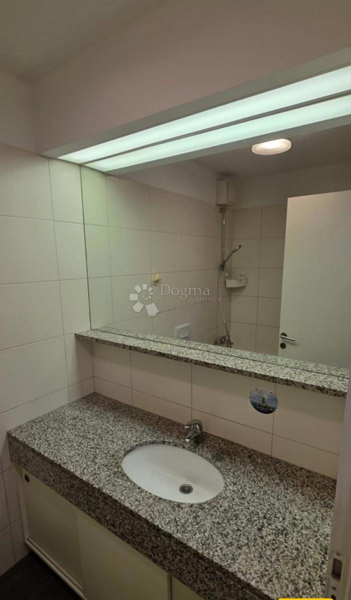 Stanovanje Šubićevac, Šibenik, 57m2