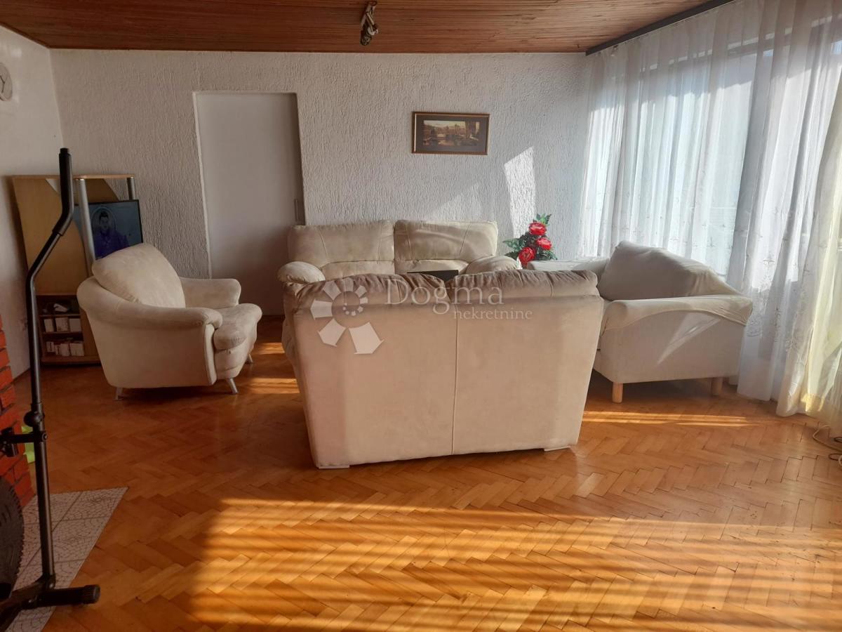 Hiša Peščenica, Peščenica - Žitnjak, 210m2