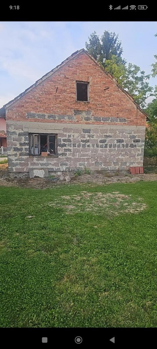 Zazidljivo zemljišče Lukavec Sutlanski, Dubravica, 1.585m2
