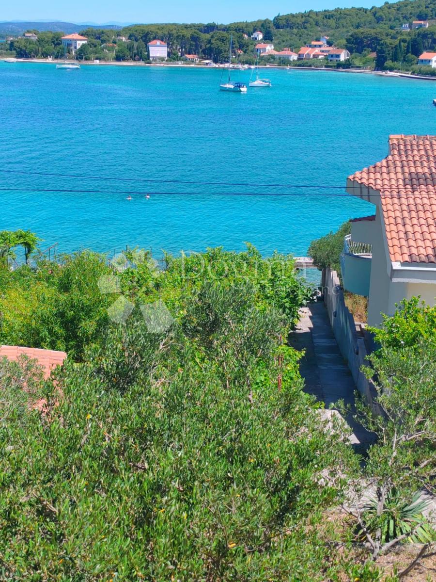 Hiša Zlarin, Šibenik - Okolica, 168m2
