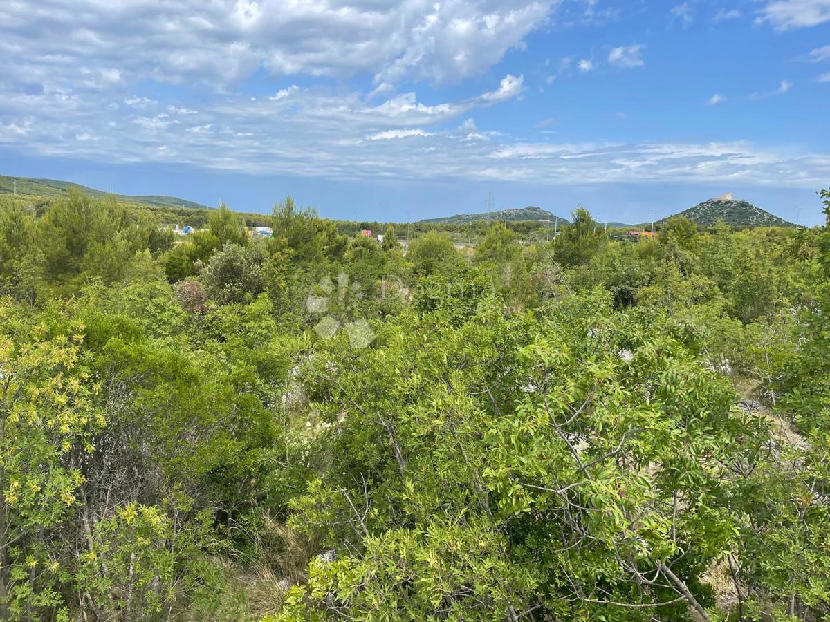 Zazidljivo zemljišče Vodice, 6.014m2