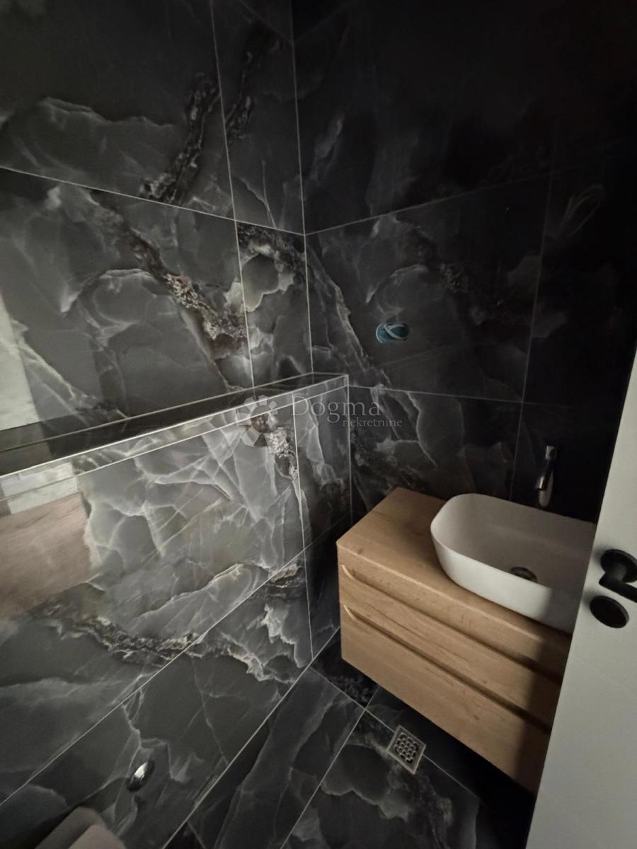 Stanovanje Seget Donji, Seget, 108m2