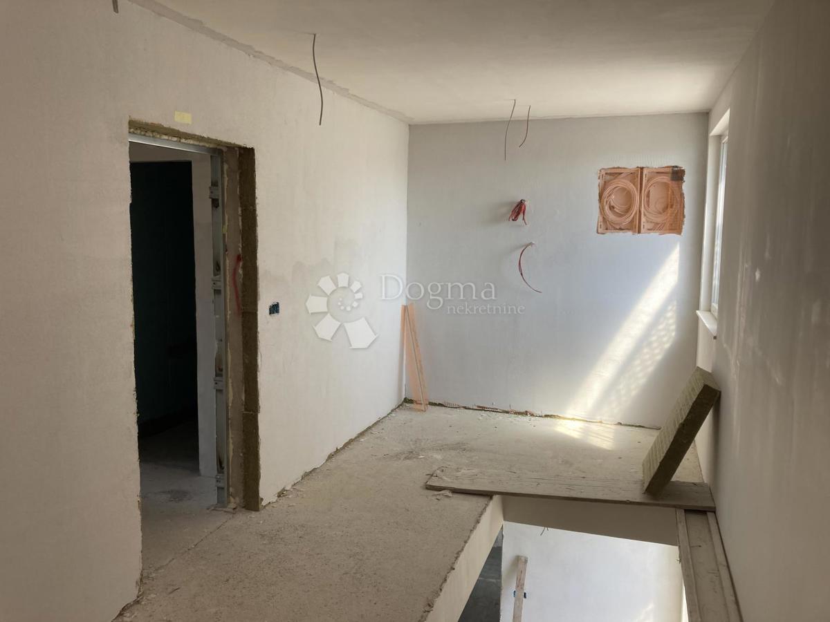 Stanovanje Seget Donji, Seget, 108m2