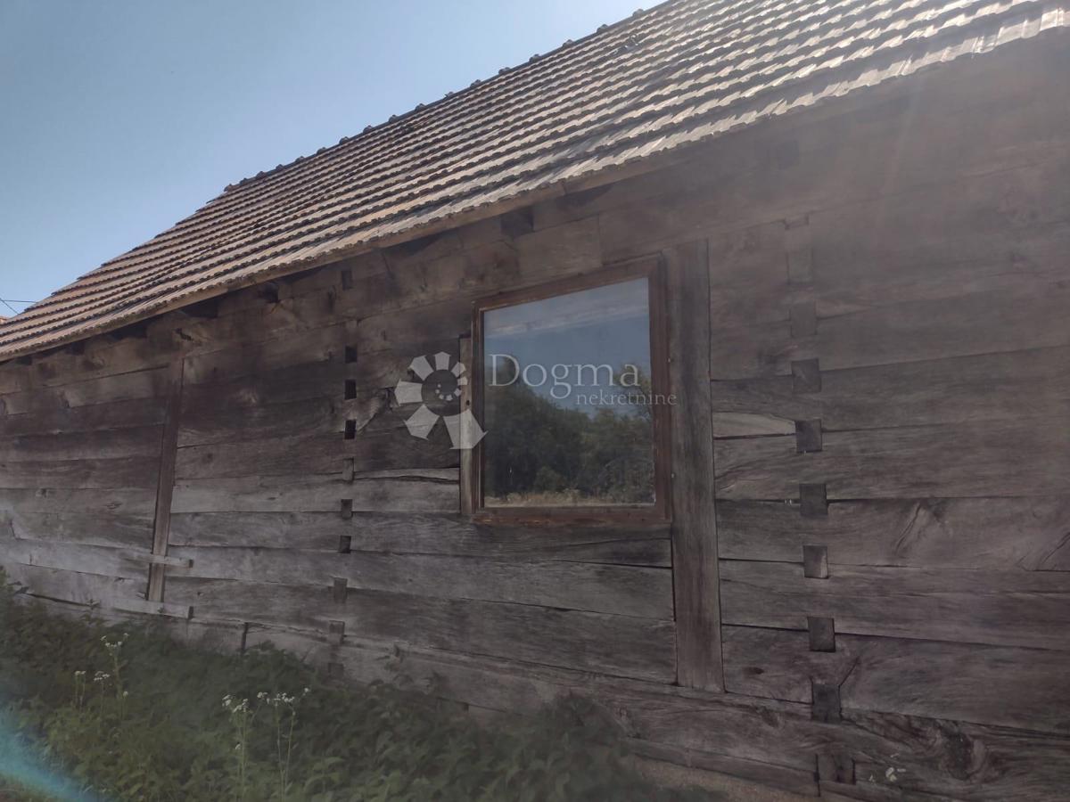 Hiša Dugo Selo Lasinjsko, Gvozd, 75m2