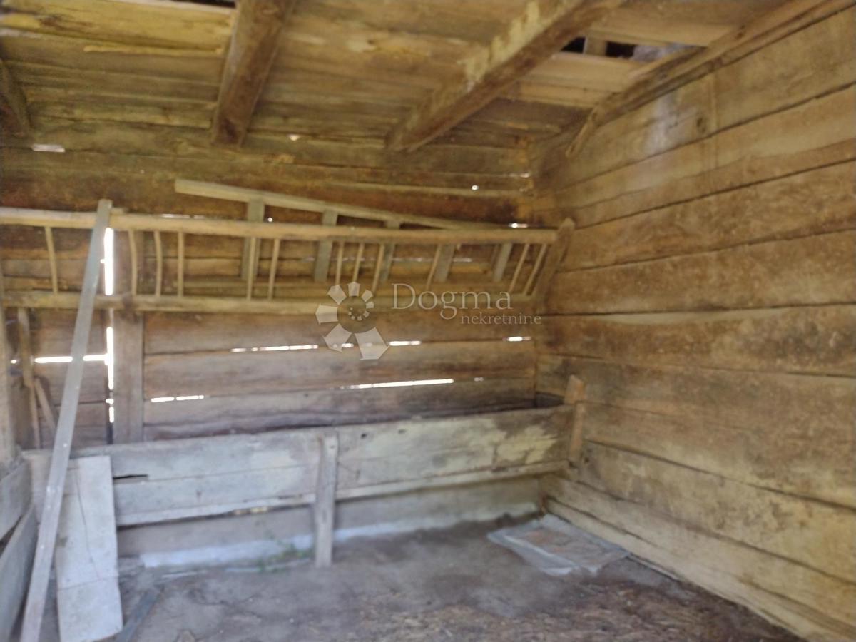 Hiša Dugo Selo Lasinjsko, Gvozd, 75m2