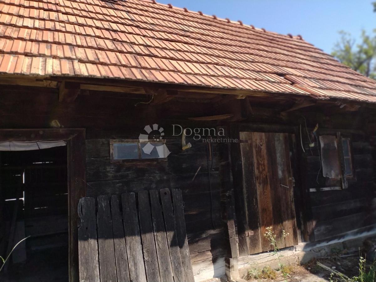 Hiša Dugo Selo Lasinjsko, Gvozd, 75m2