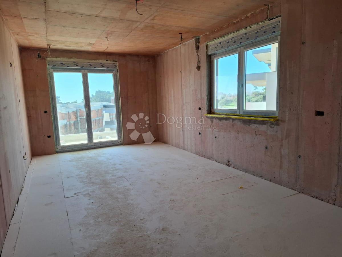 Stanovanje Tar, Tar-Vabriga, 70m2