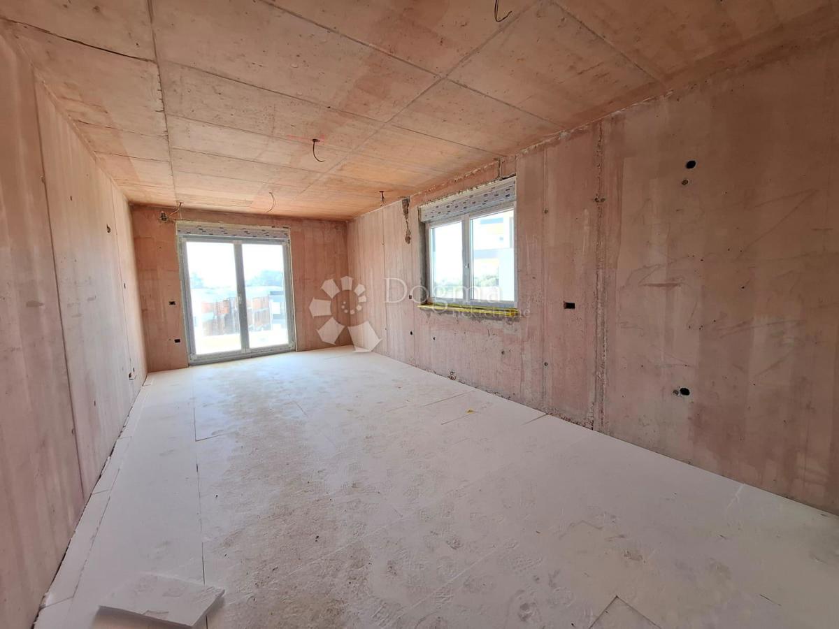 Stanovanje Tar, Tar-Vabriga, 70m2