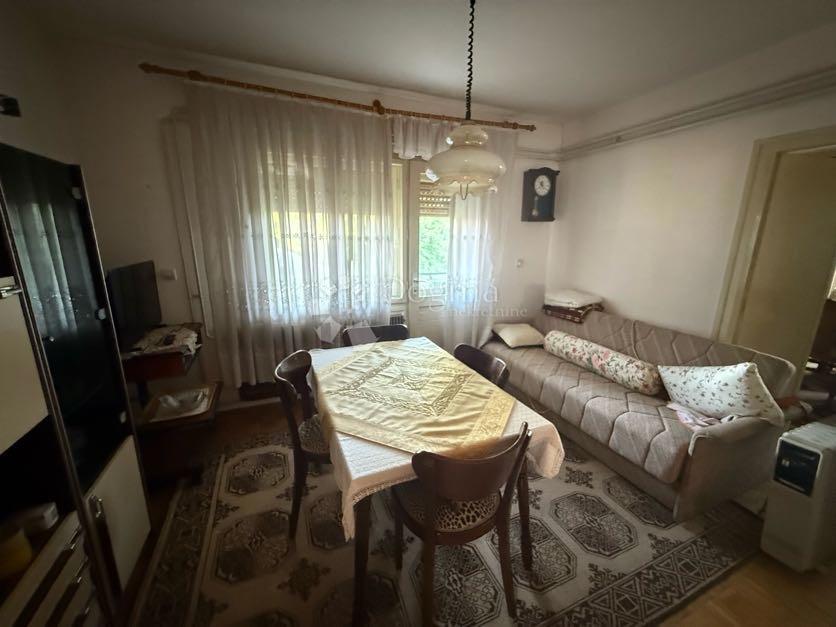 Hiša Centar, Gospić, 280m2