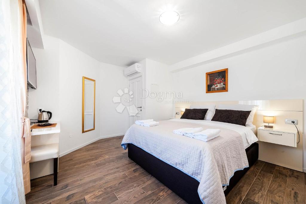 Stanovanje Baldekin, Šibenik, 114m2