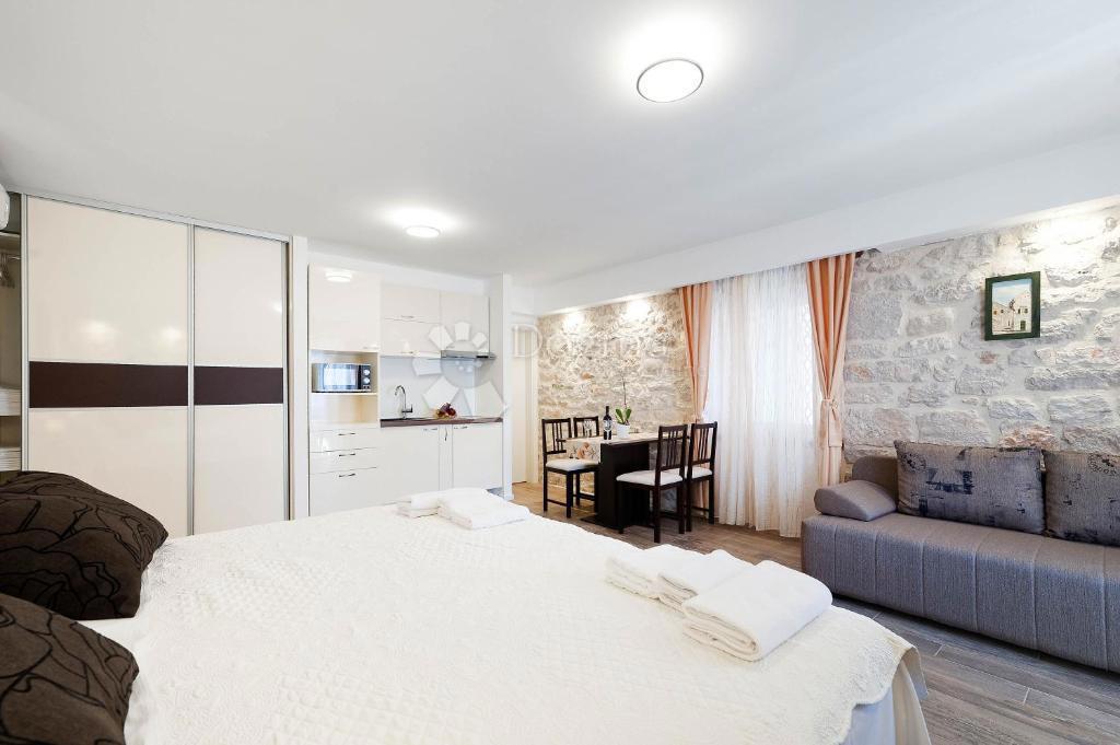 Stanovanje Baldekin, Šibenik, 114m2