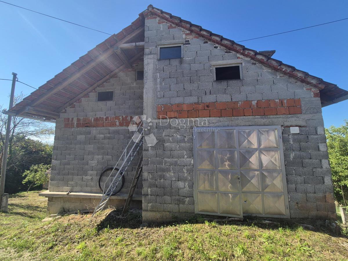 Hiša Bušin, Pregrada, 176m2