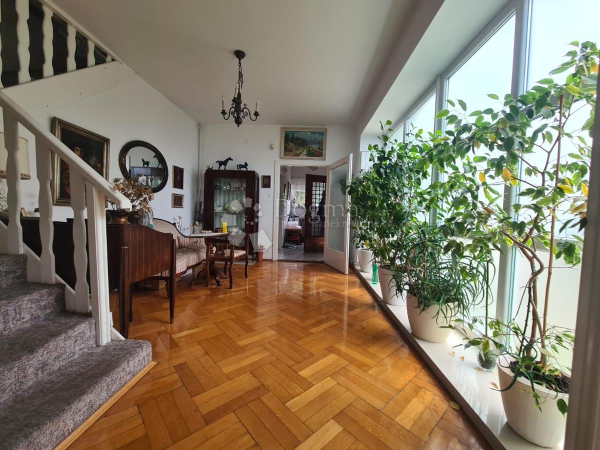 Hiša Pantovčak, Gornji Grad - Medveščak, 400m2