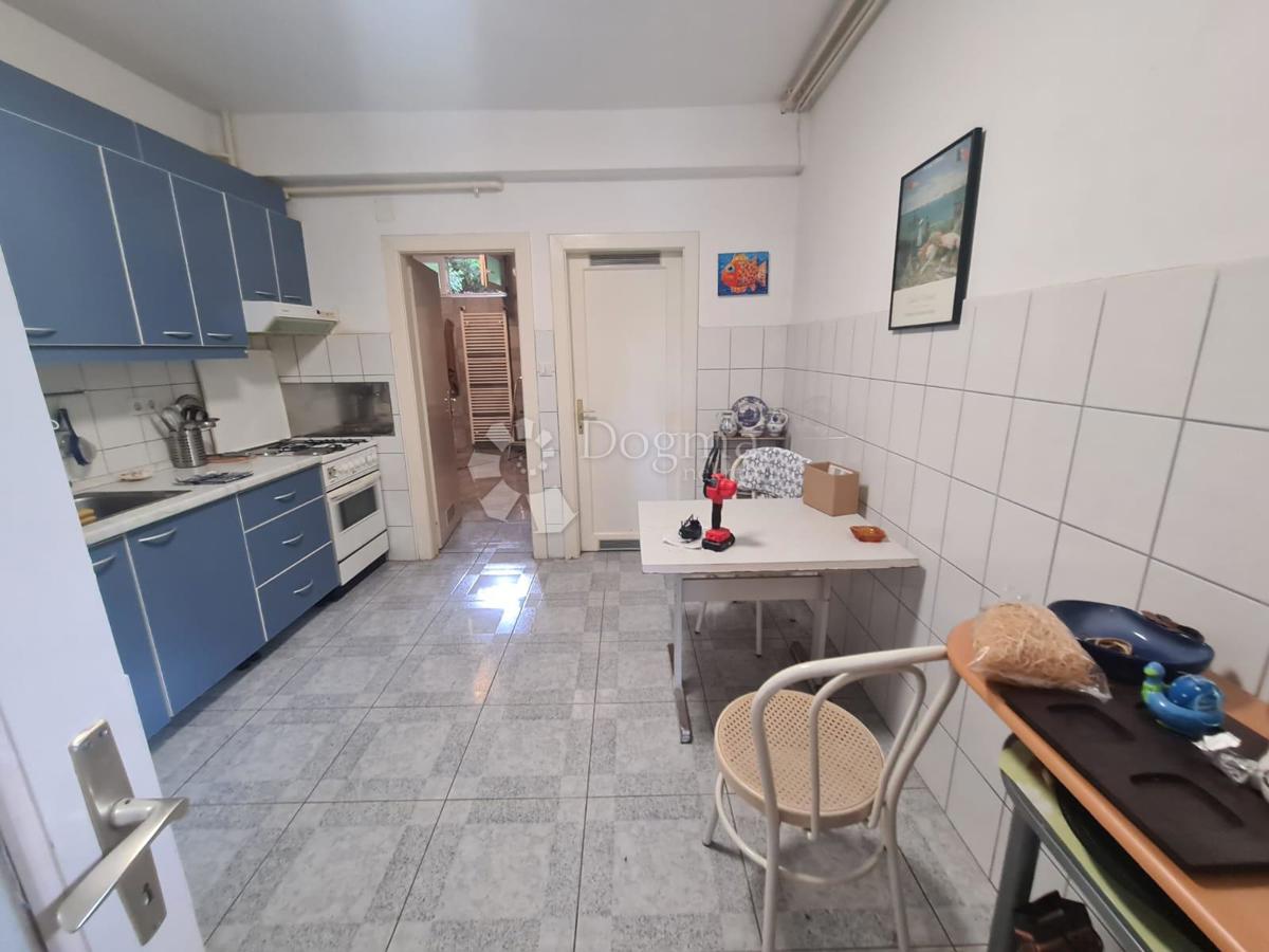 Hiša Pantovčak, Gornji Grad - Medveščak, 400m2