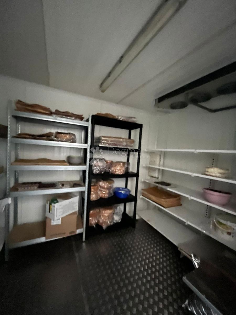 Hiša Beli Manastir, 583,80m2