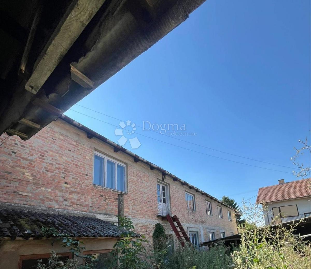 Hiša Beli Manastir, 583,80m2