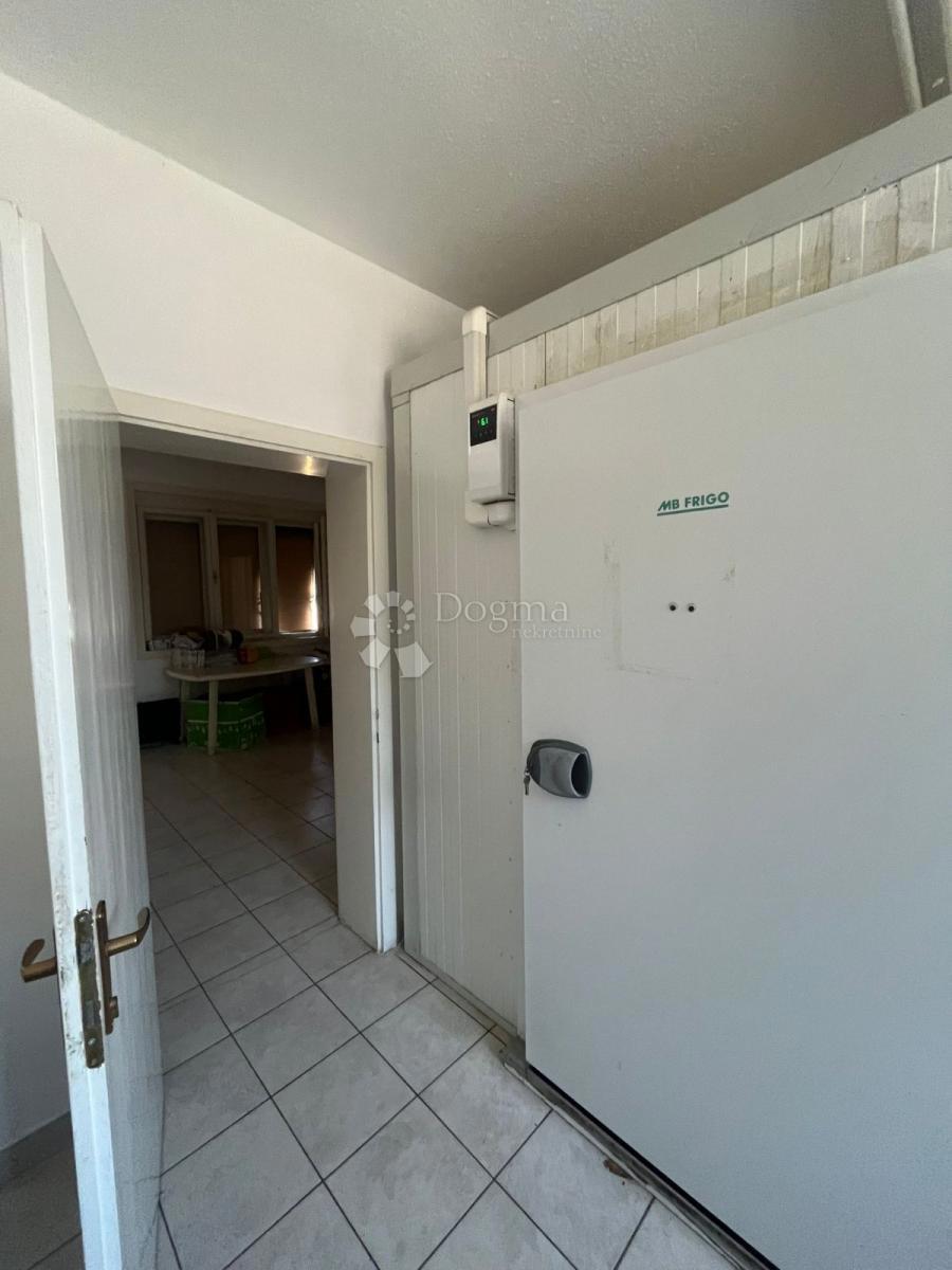 Hiša Beli Manastir, 583,80m2