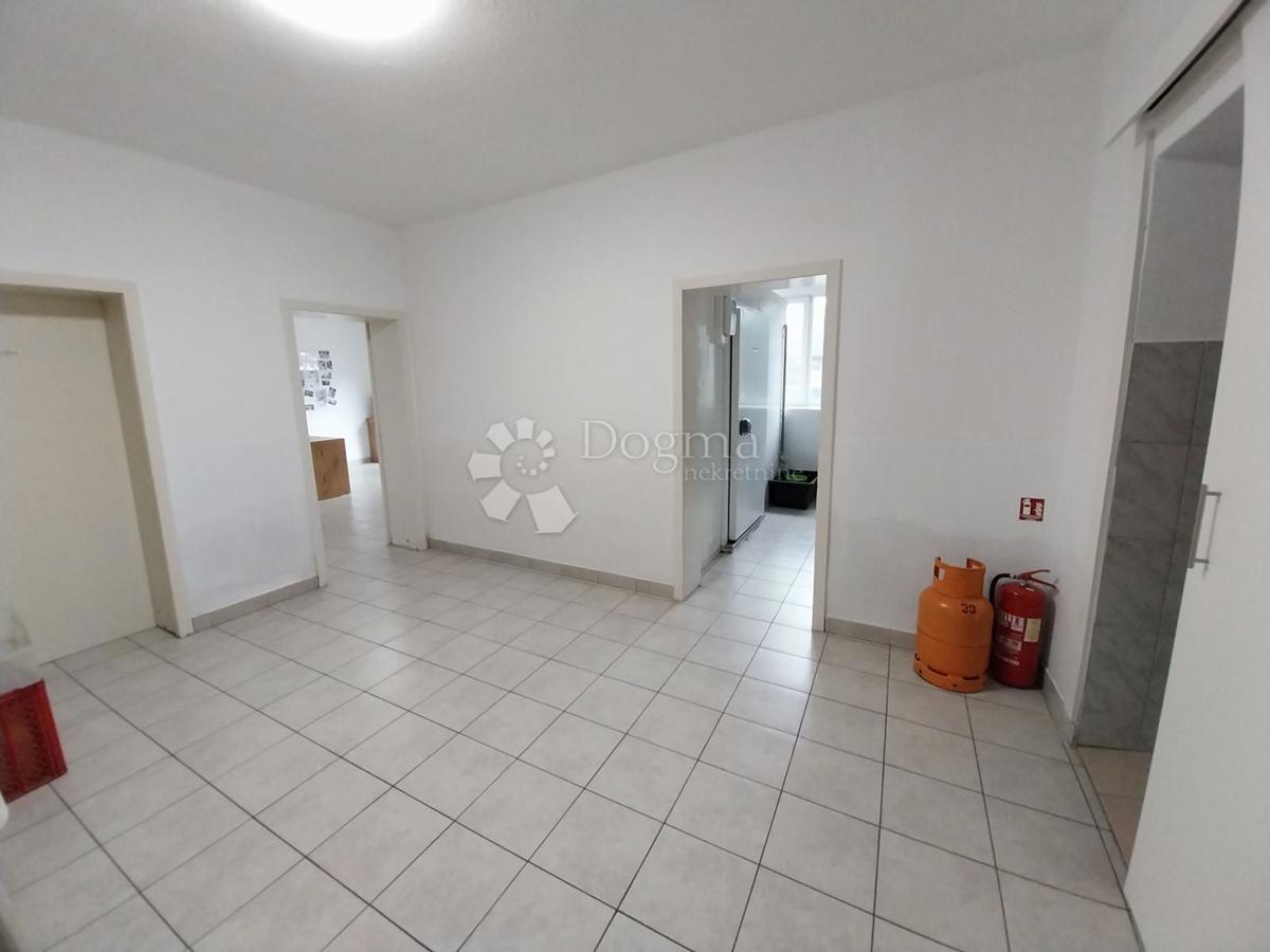 Hiša Beli Manastir, 583,80m2