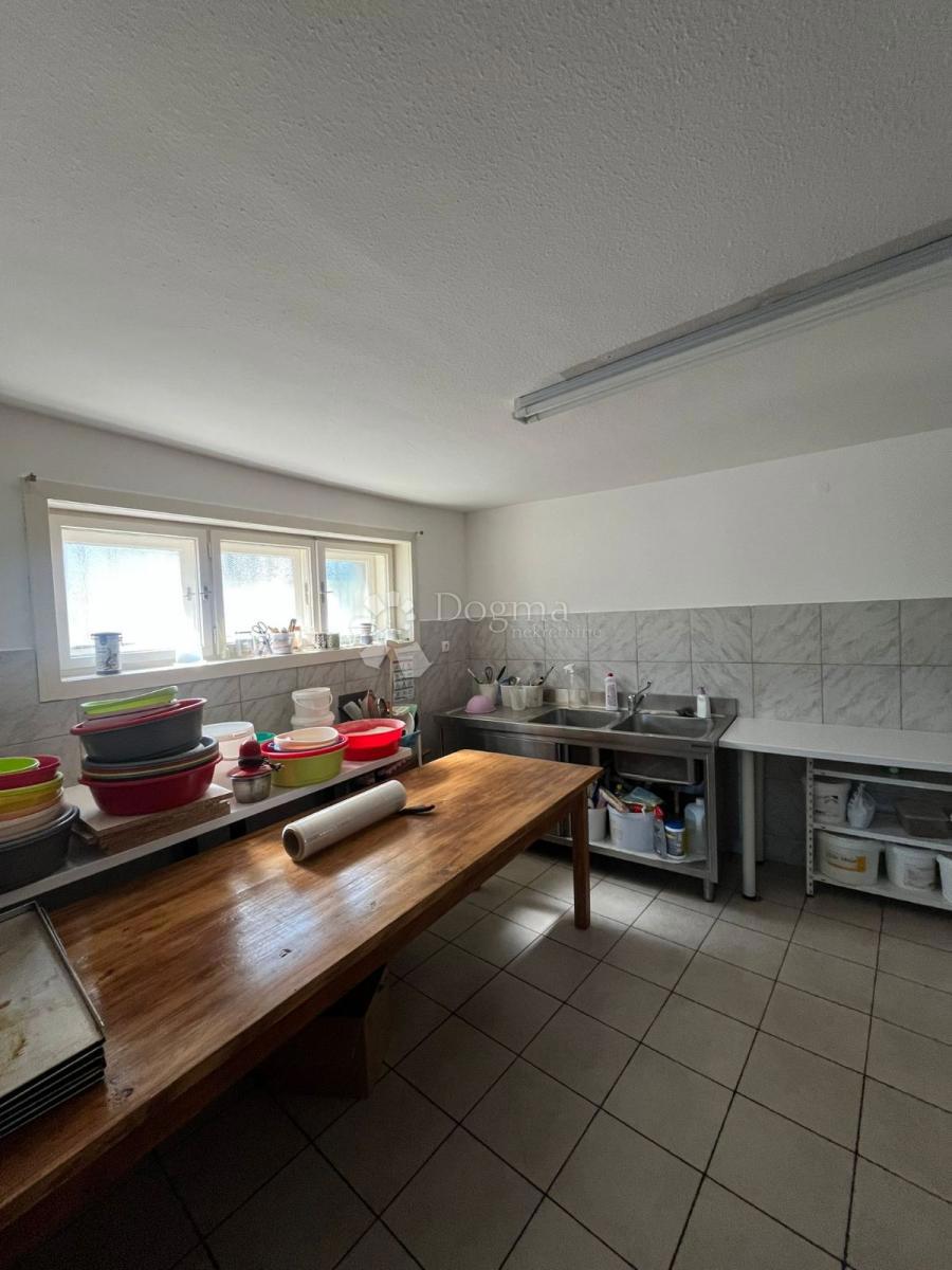 Hiša Beli Manastir, 583,80m2