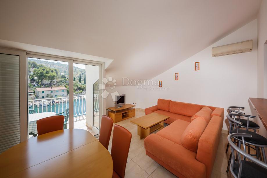 Hiša Bobovišća, Milna, 100m2