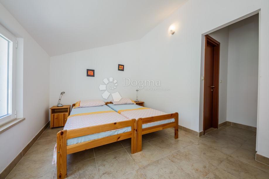 Hiša Bobovišća, Milna, 100m2