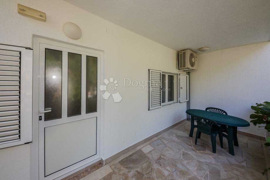 Hiša Bobovišća, Milna, 100m2