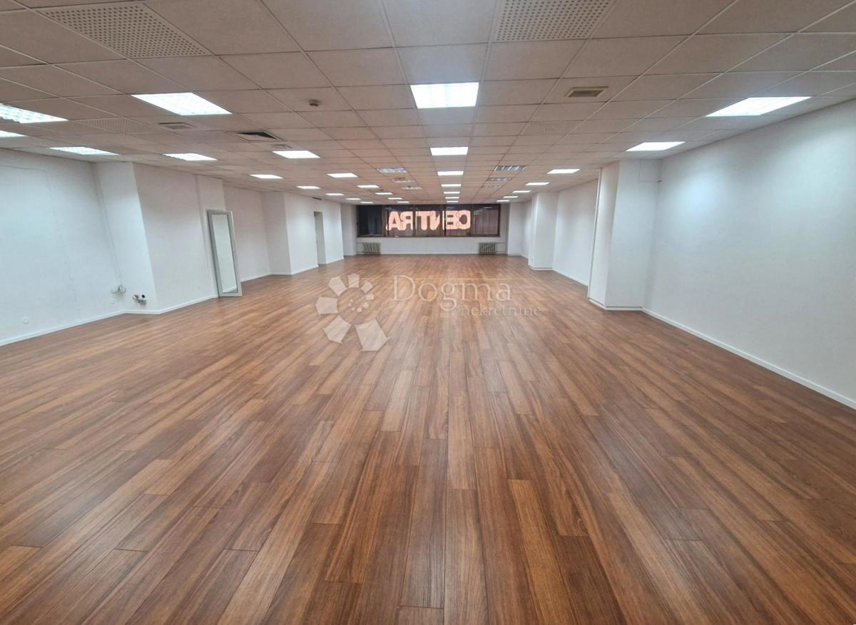 Poslovni prostor Centar, Rijeka, 200m2
