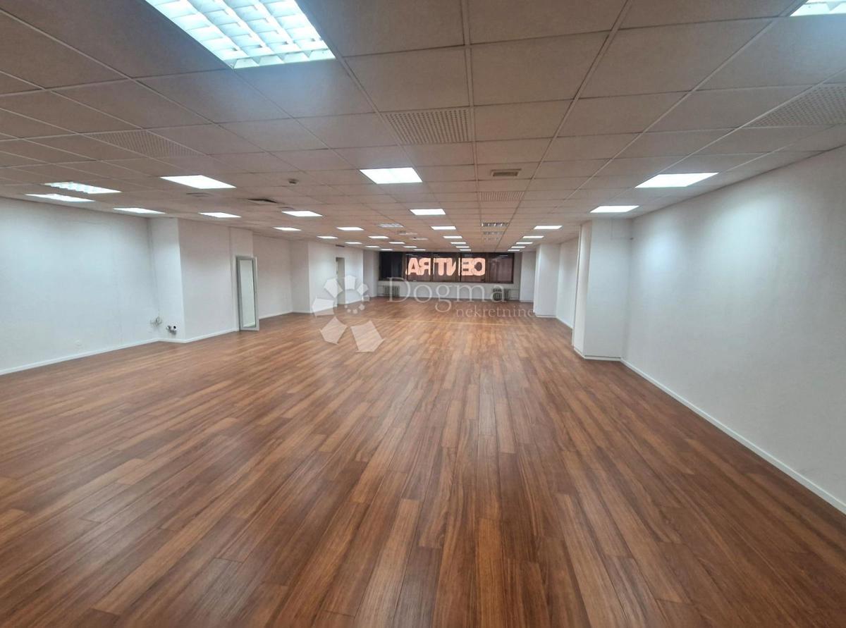 Poslovni prostor Centar, Rijeka, 200m2