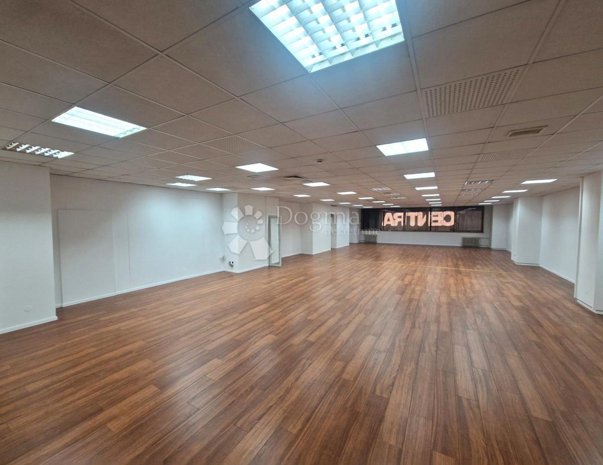 Poslovni prostor Centar, Rijeka, 200m2