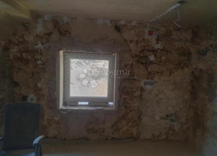 Hiša Stara Baška, Punat, 155.000m2