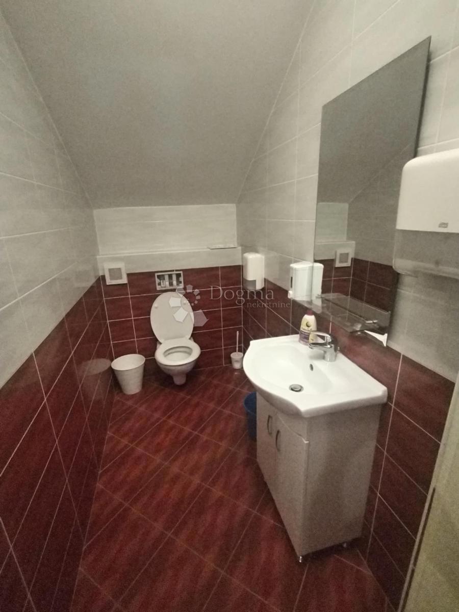 Hiša Centar, Virovitica, 307m2