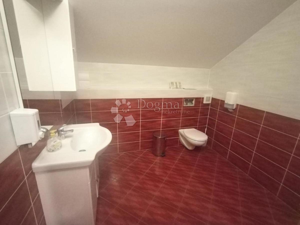 Hiša Centar, Virovitica, 307m2