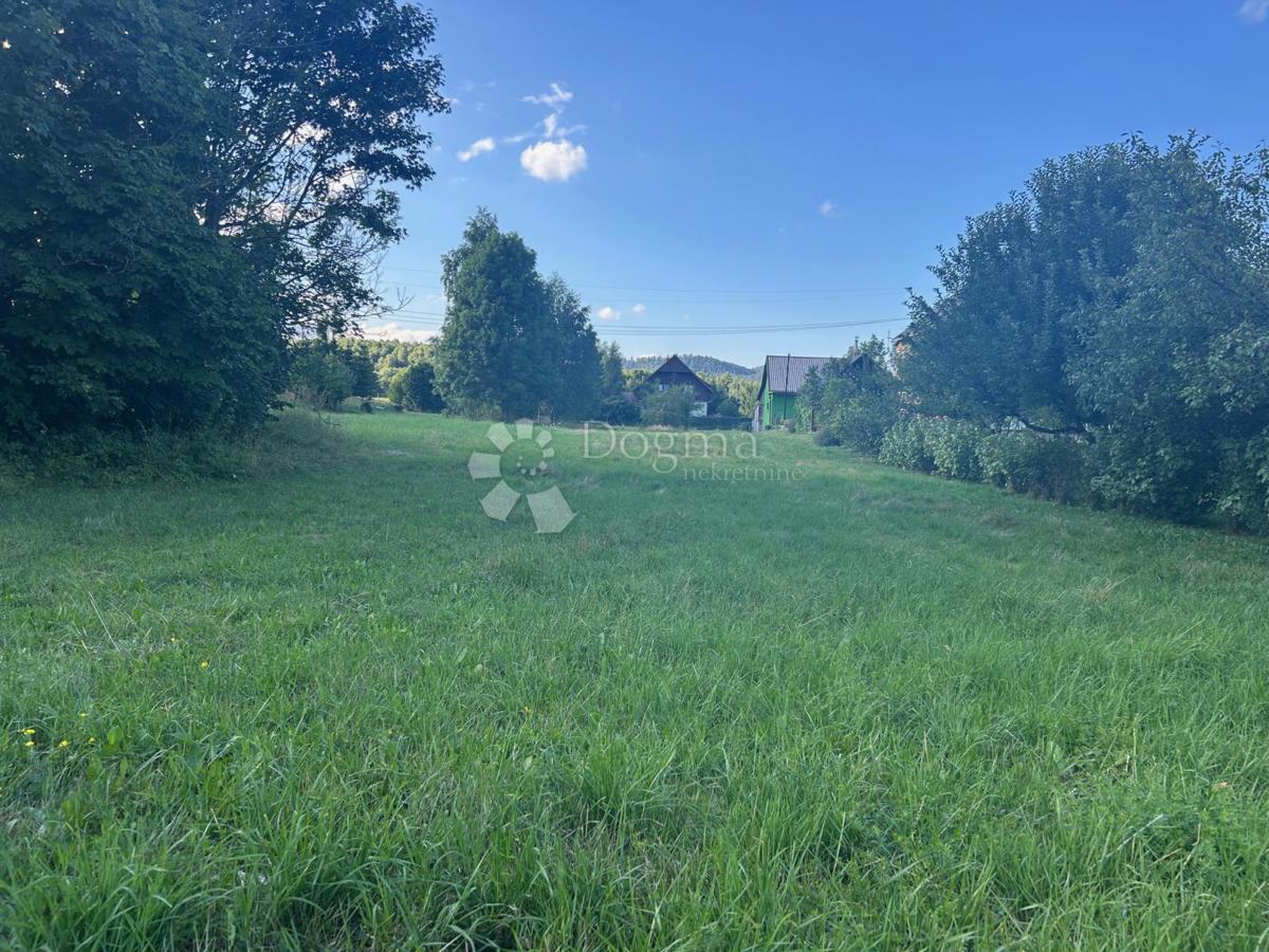 Zazidljivo zemljišče Lič, Fužine, 2.125m2