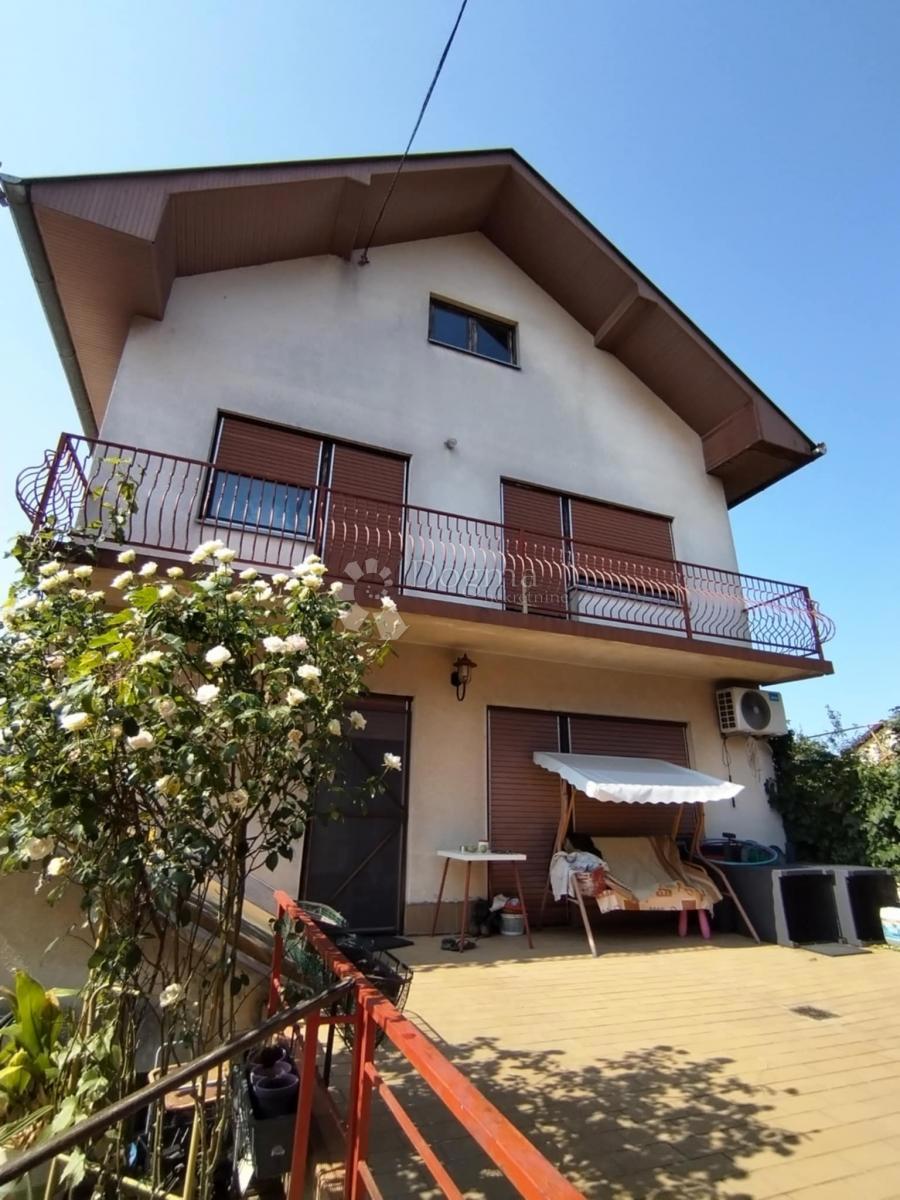 Hiša Centar, Virovitica, 180m2