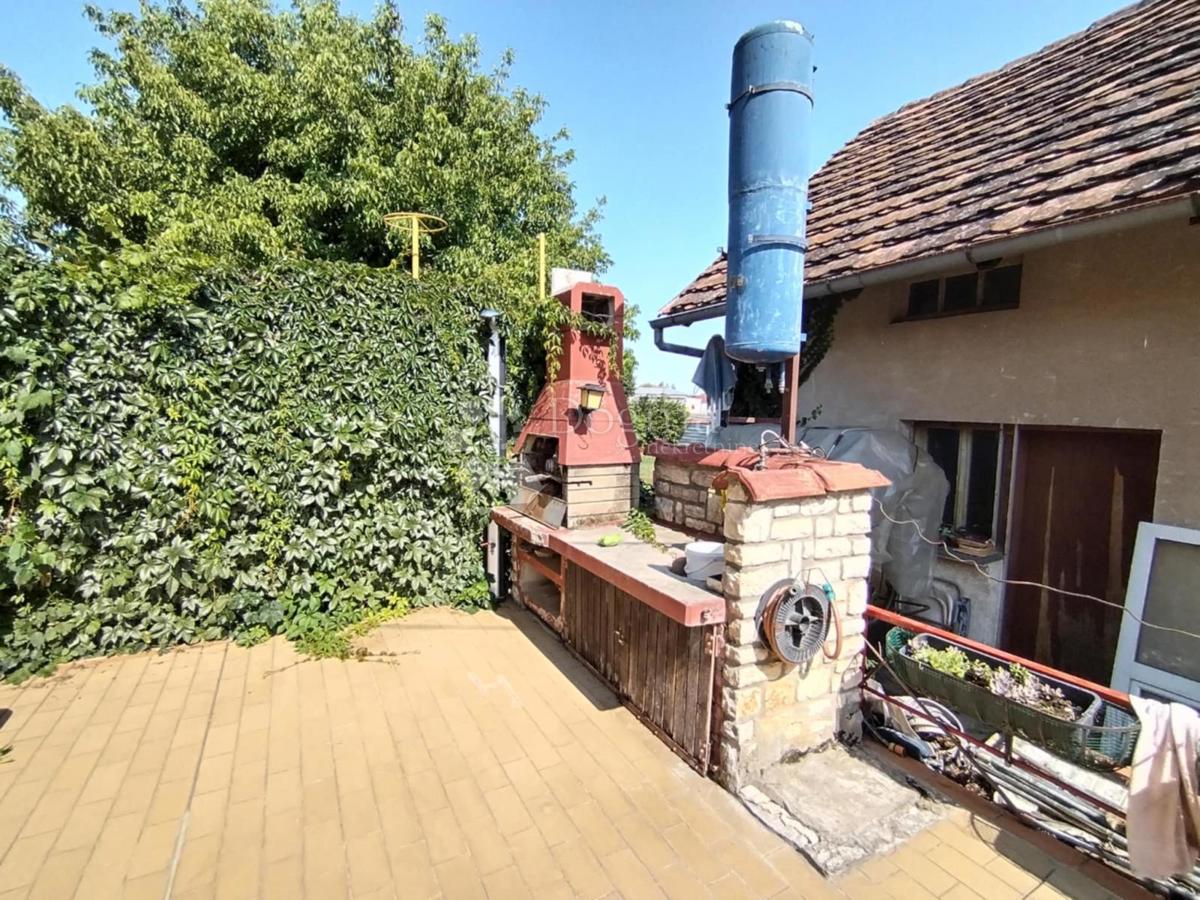Hiša Centar, Virovitica, 180m2