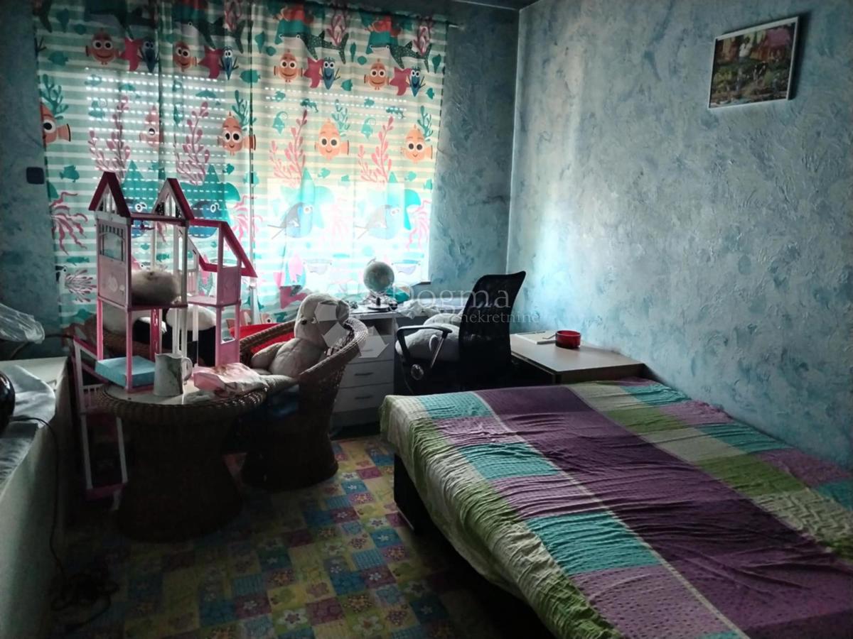 Hiša Centar, Virovitica, 180m2