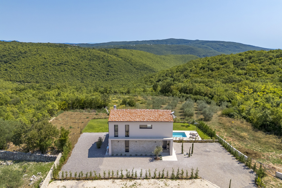 Hiša Labin, 500m2