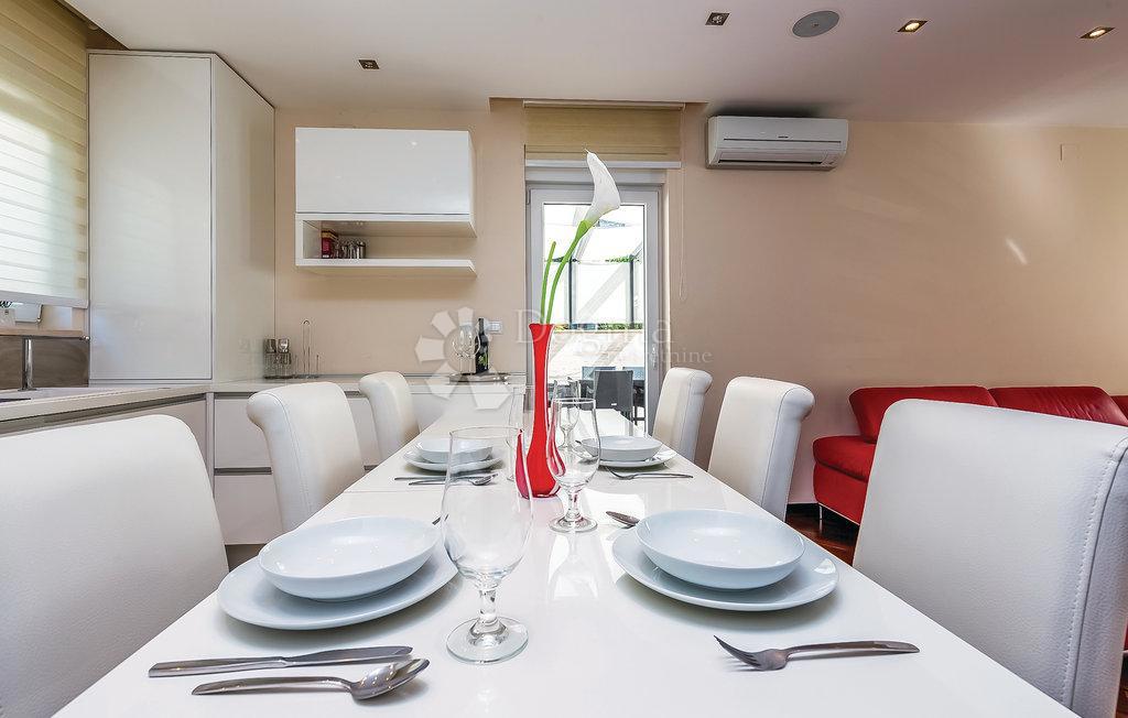 Apartma Crikvenica, 90m2