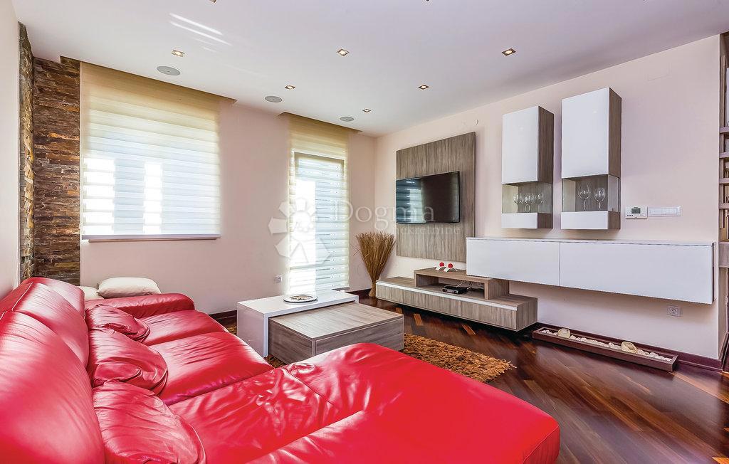 Apartma Crikvenica, 90m2